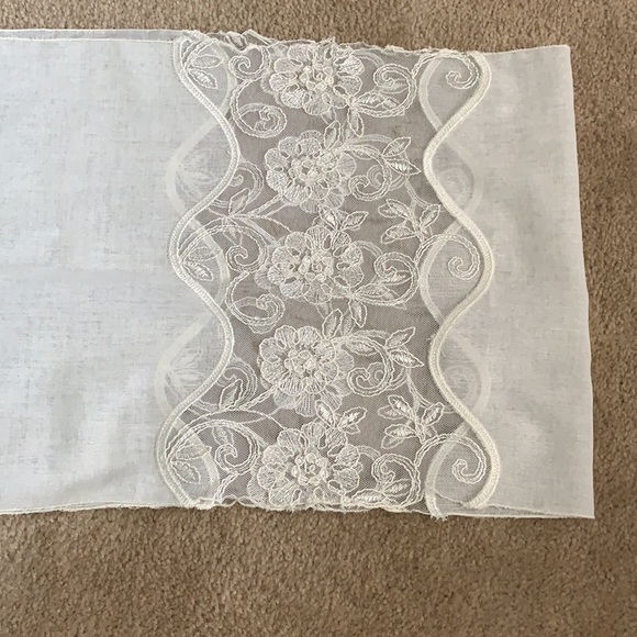 Women’s scarf - Picture 7 of 9